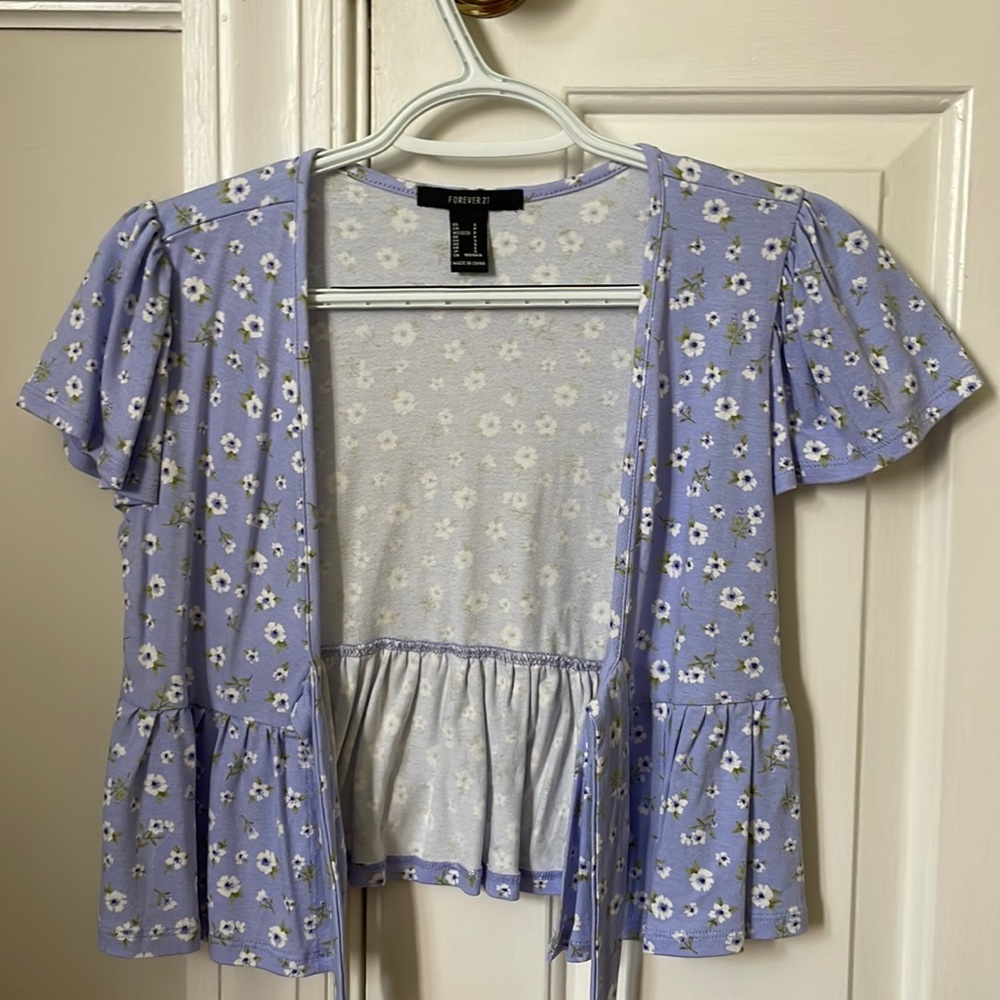 Cropped ruffle top